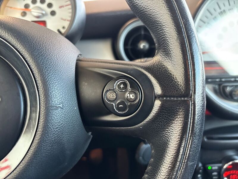 Mini Cooper vaihtoauto