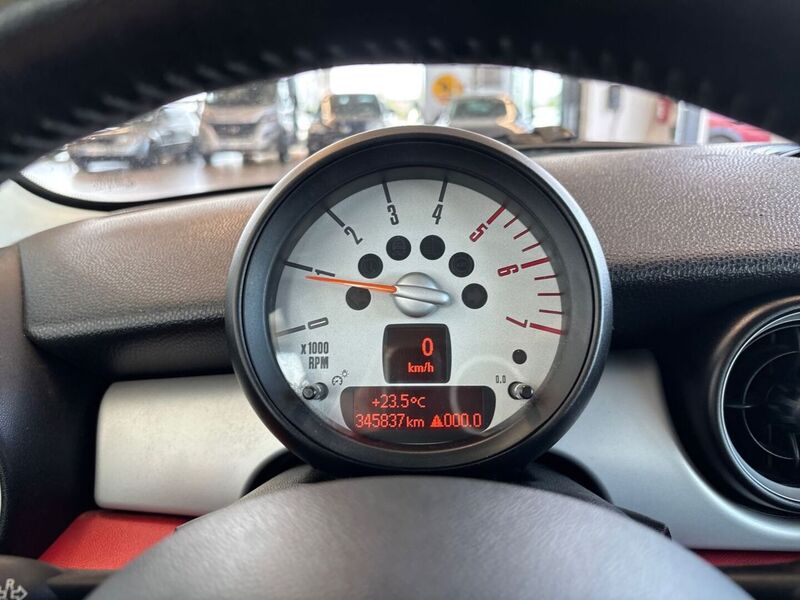 Mini Cooper vaihtoauto