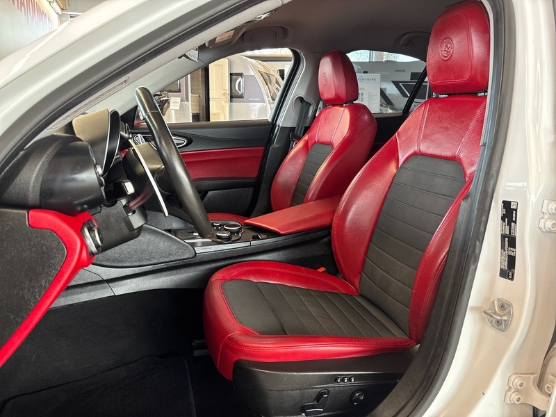Alfa Romeo Giulia vaihtoauto