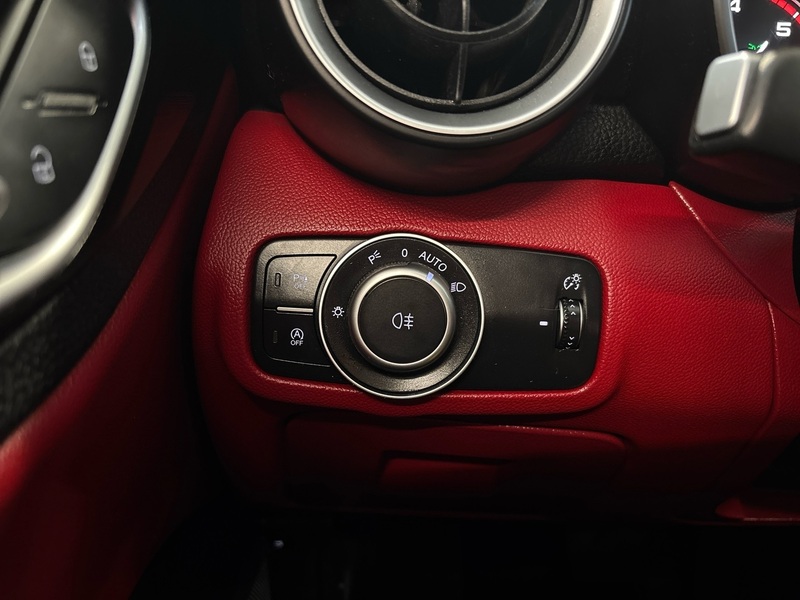 Alfa Romeo Giulia vaihtoauto