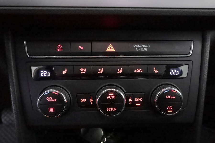 SEAT Leon vaihtoauto