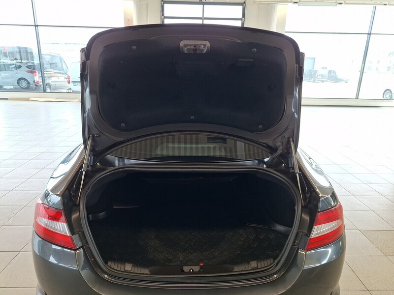 Jaguar XF vaihtoauto