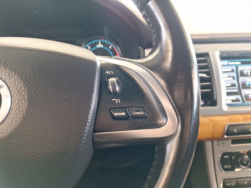 Jaguar XF vaihtoauto