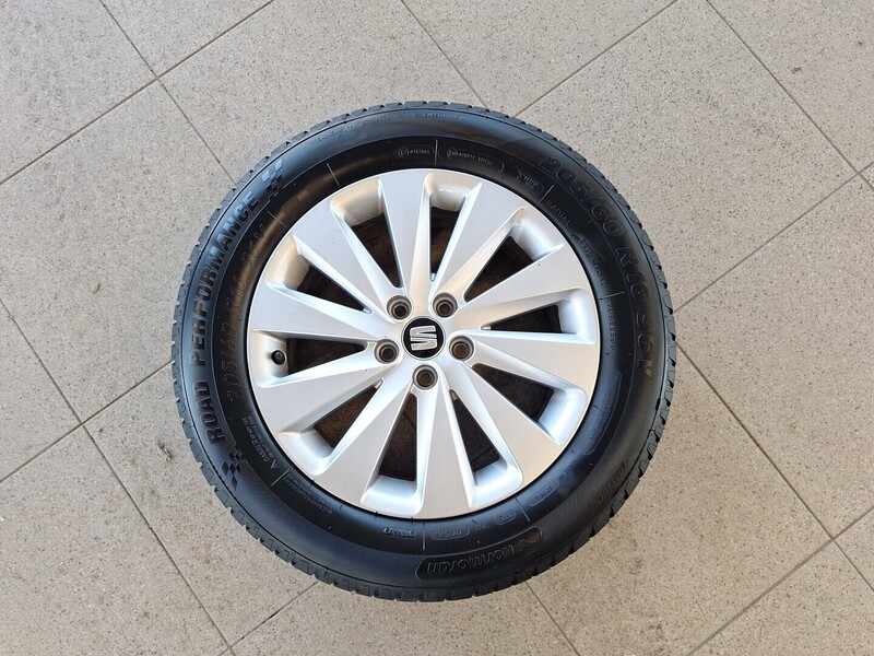 SEAT Arona vaihtoauto