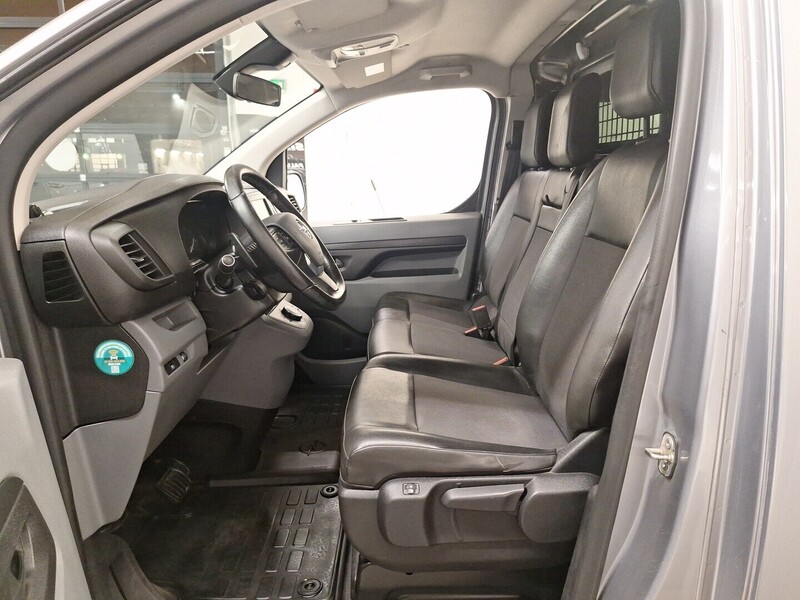 Opel Vivaro vaihtoauto