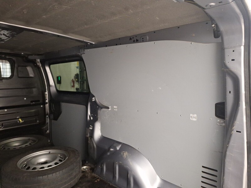 Opel Vivaro vaihtoauto