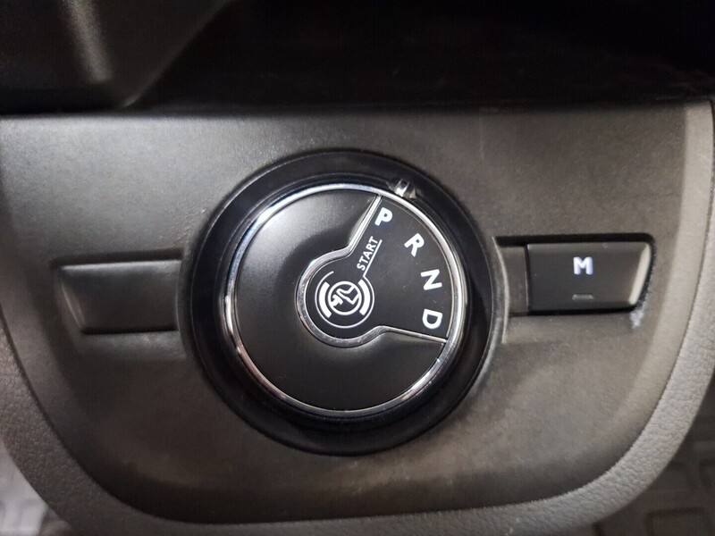 Opel Vivaro vaihtoauto