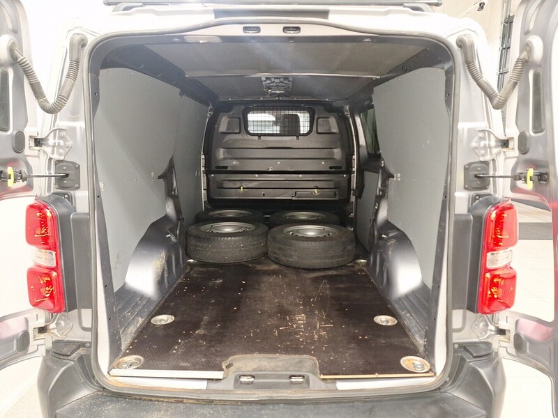 Opel Vivaro vaihtoauto