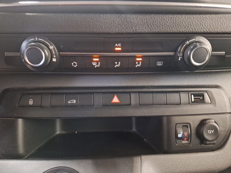 Opel Vivaro vaihtoauto