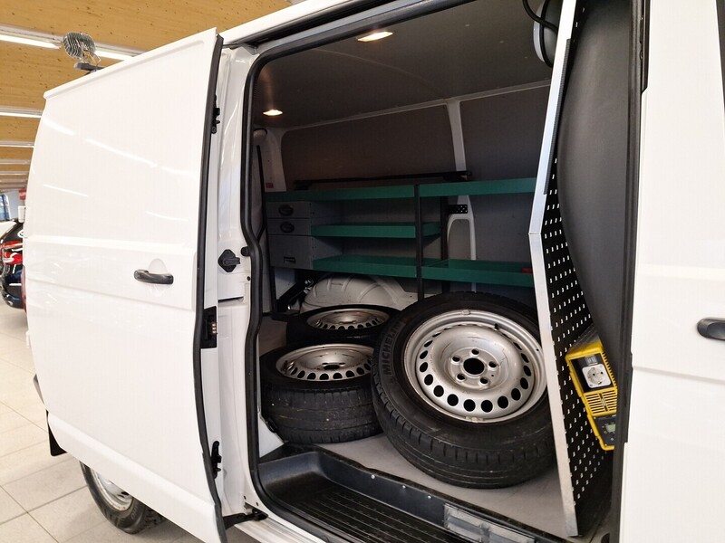 Volkswagen Transporter vaihtoauto