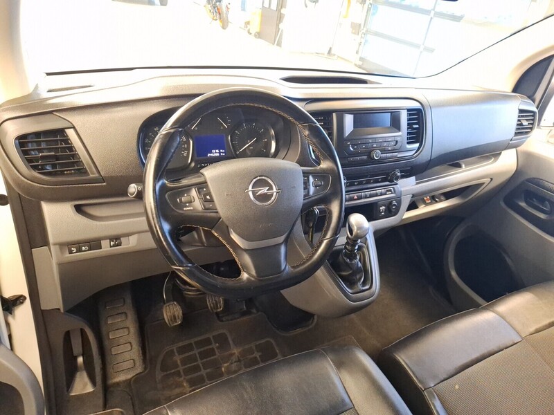 Opel Vivaro vaihtoauto