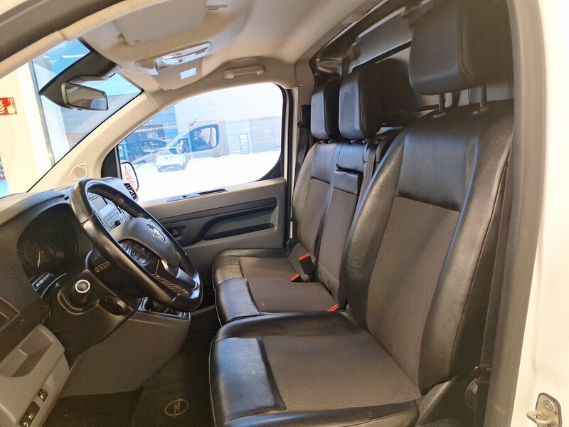 Opel Vivaro vaihtoauto