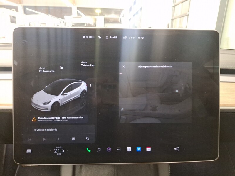 Tesla Model 3 vaihtoauto