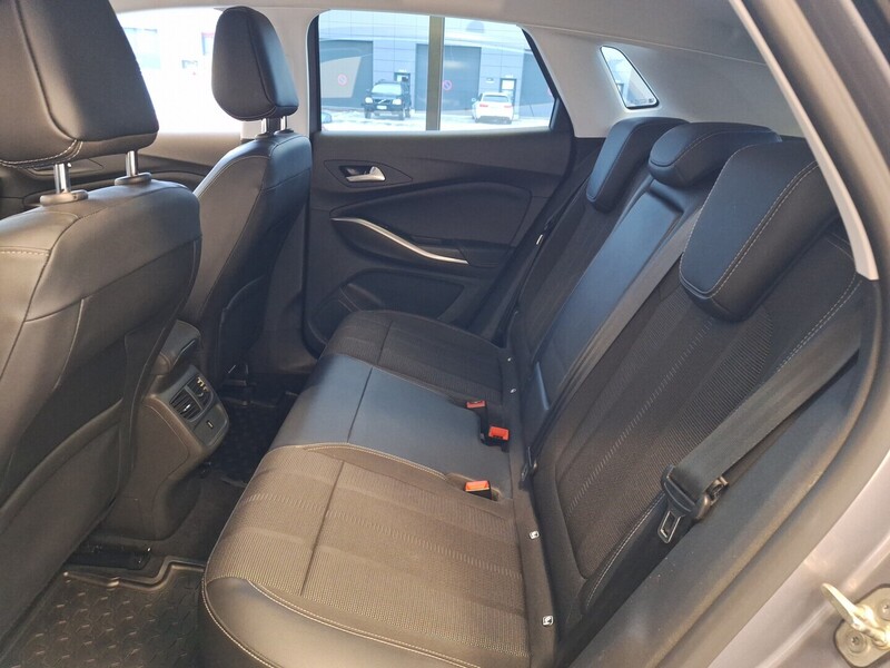 Opel Grandland vaihtoauto