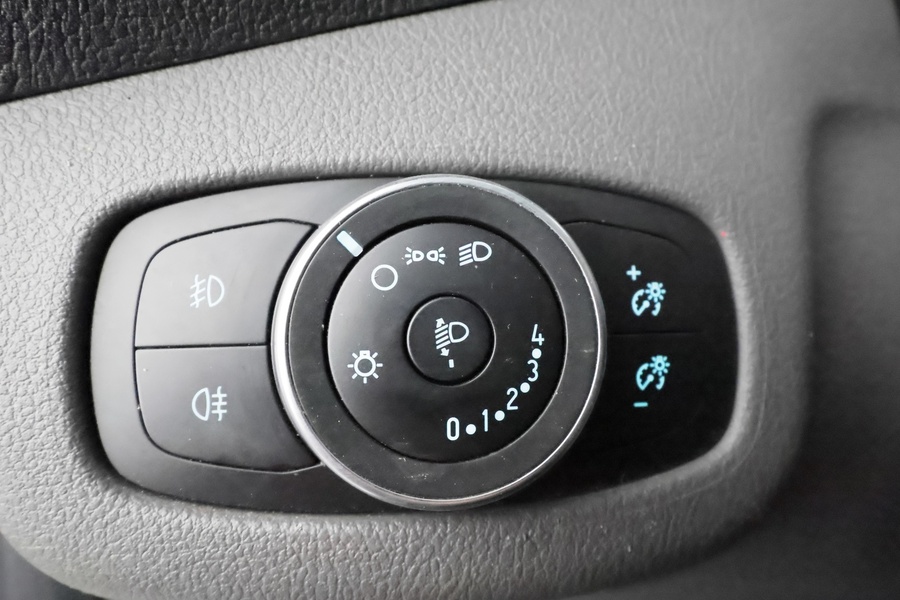 Ford Transit Connect vaihtoauto