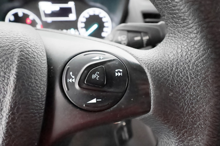 Ford Transit Connect vaihtoauto