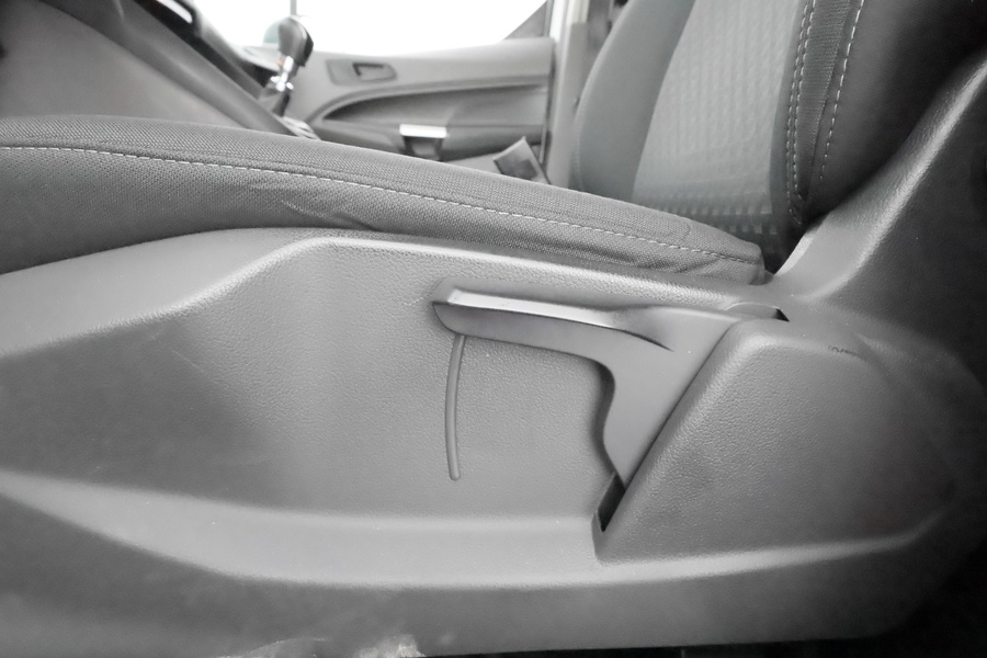 Ford Transit Connect vaihtoauto