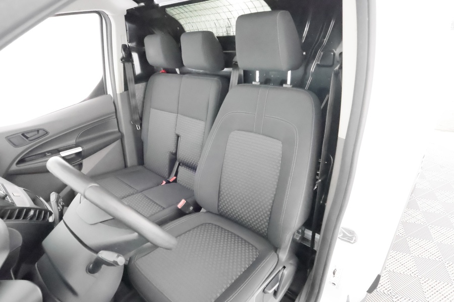 Ford Transit Connect vaihtoauto