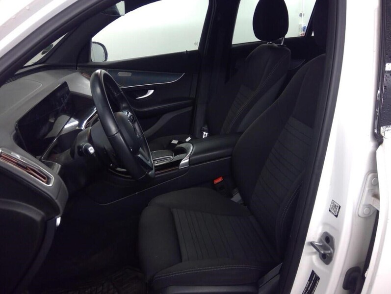 Mercedes-Benz EQC vaihtoauto