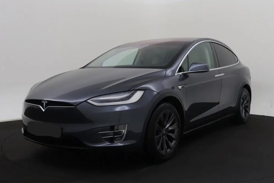 Tesla Model X vaihtoauto