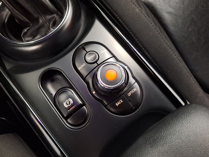 Mini Clubman vaihtoauto