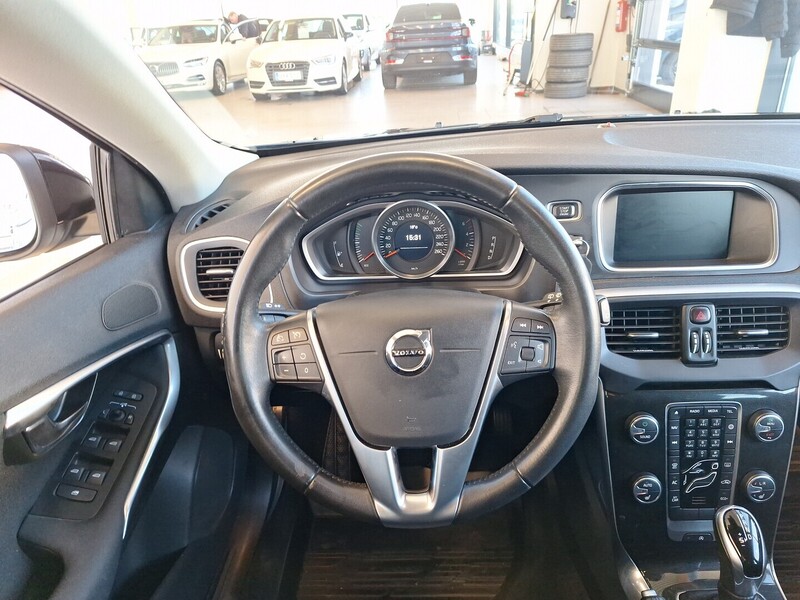 Volvo V40 Cross Country vaihtoauto