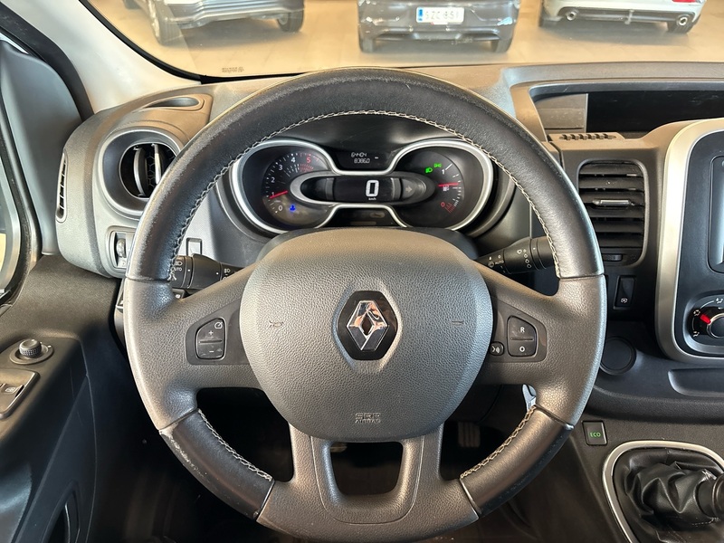 Renault Trafic vaihtoauto