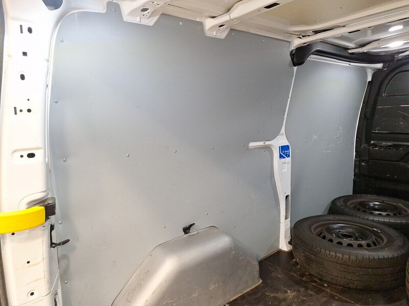 Ford Transit Custom vaihtoauto