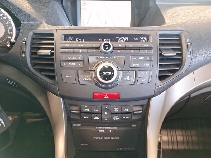 Honda Accord vaihtoauto