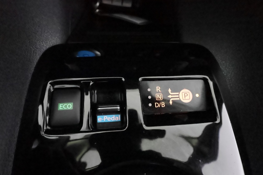 Nissan Leaf vaihtoauto