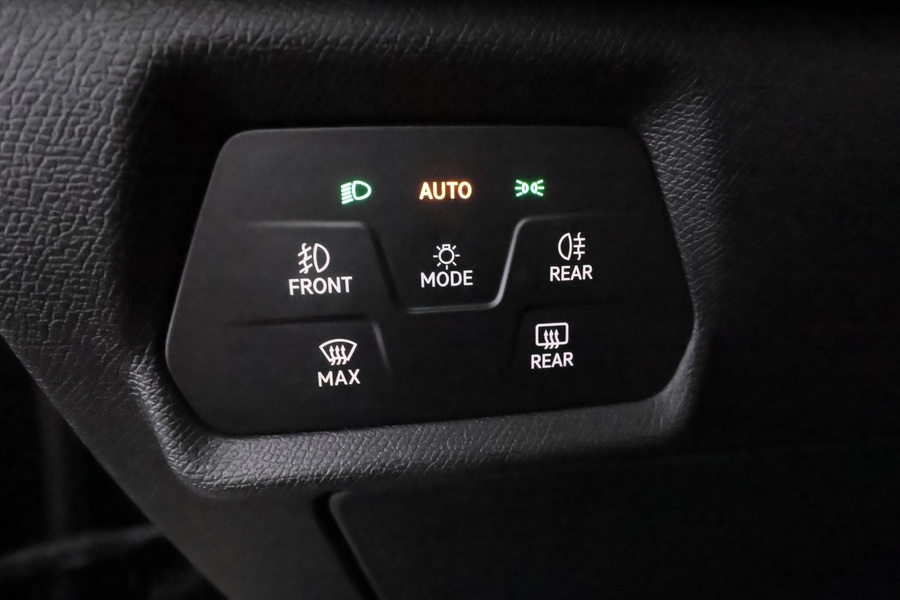 SEAT Leon Sportstourer vaihtoauto