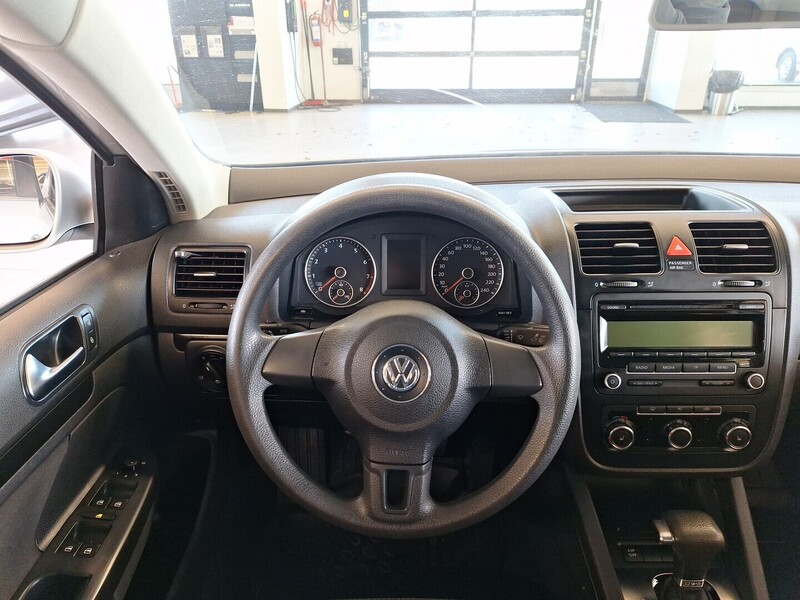 Volkswagen Jetta vaihtoauto