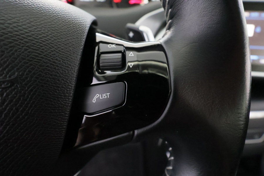 Peugeot 308 vaihtoauto