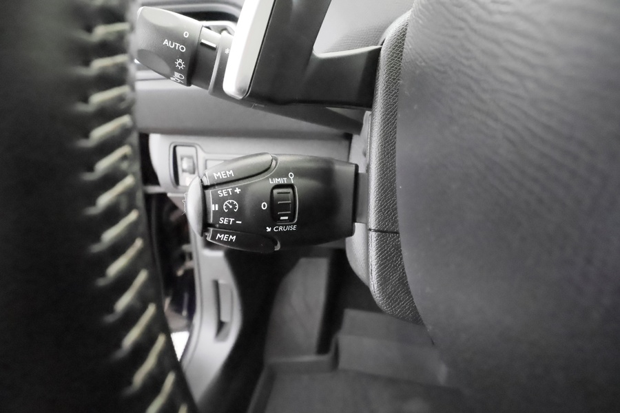 Peugeot 308 vaihtoauto