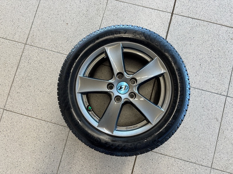 Hyundai IONIQ plug-in vaihtoauto