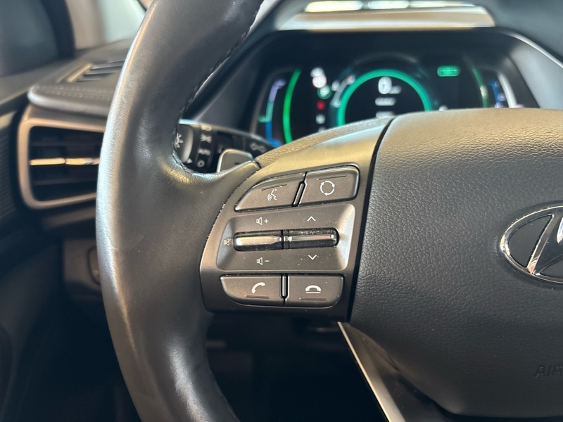 Hyundai IONIQ plug-in vaihtoauto