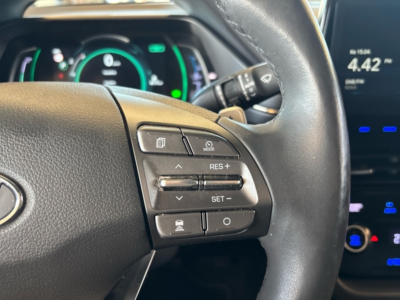 Hyundai IONIQ plug-in vaihtoauto