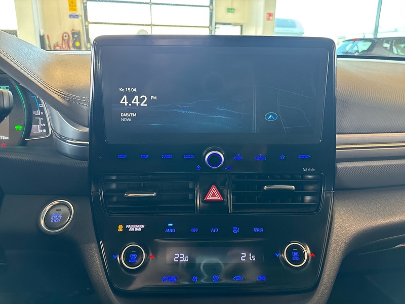 Hyundai IONIQ plug-in vaihtoauto