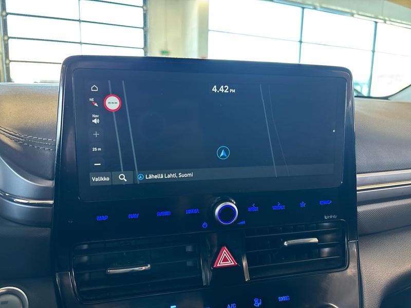 Hyundai IONIQ plug-in vaihtoauto