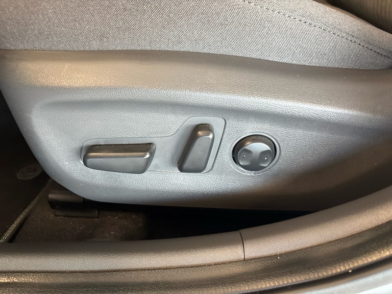 Hyundai IONIQ plug-in vaihtoauto