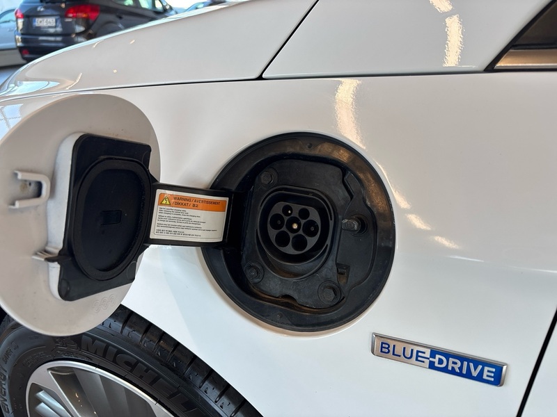 Hyundai IONIQ plug-in vaihtoauto