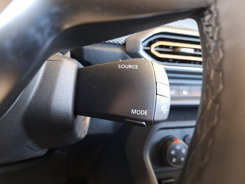 Dacia Sandero vaihtoauto