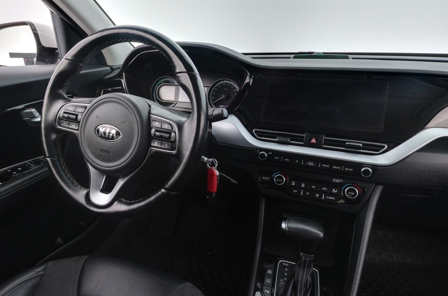 Kia Niro plug-in vaihtoauto