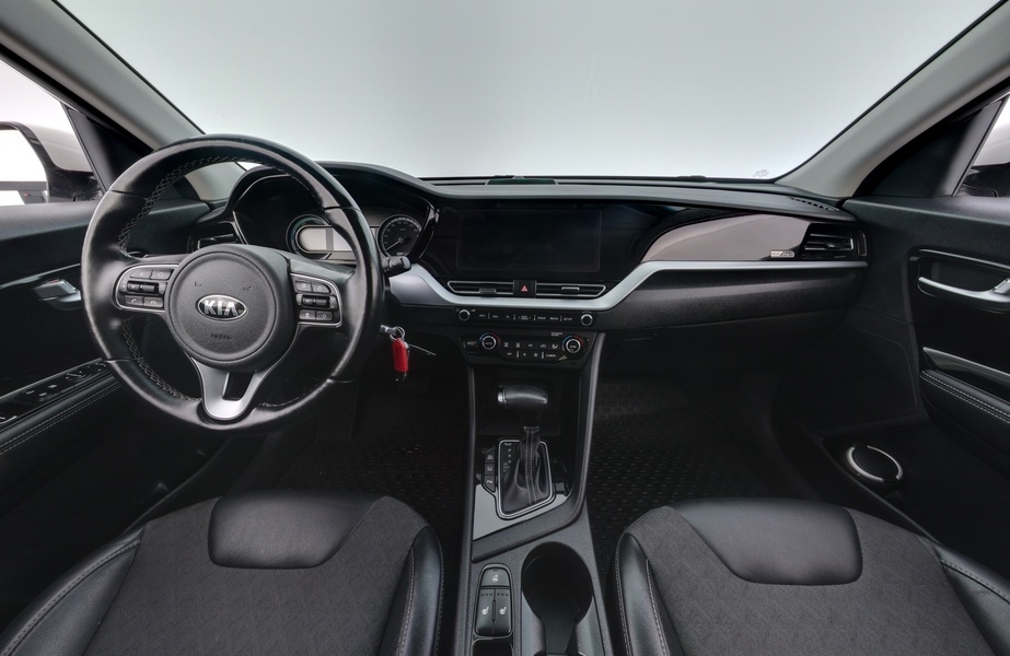 Kia Niro plug-in vaihtoauto