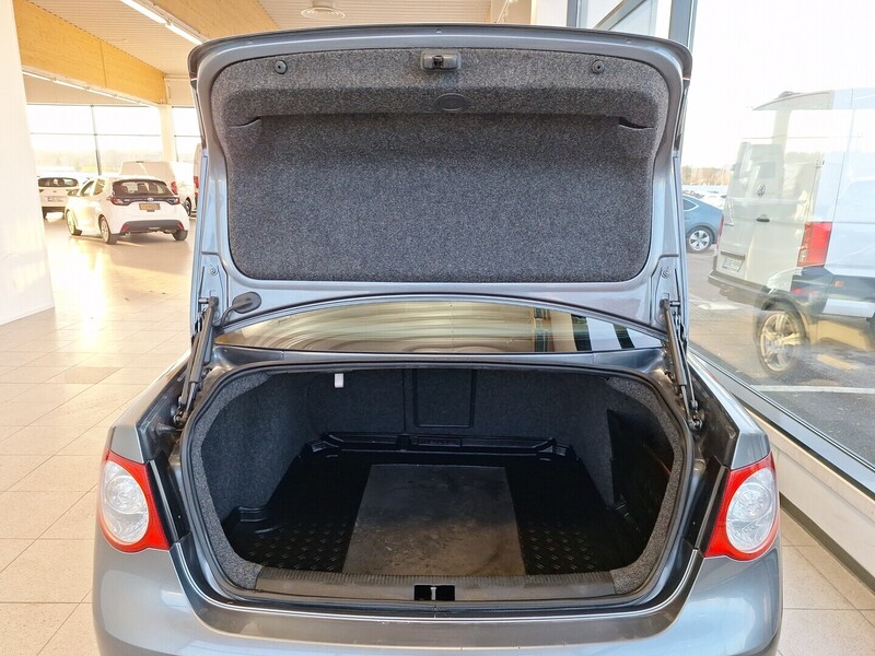 Volkswagen Jetta vaihtoauto