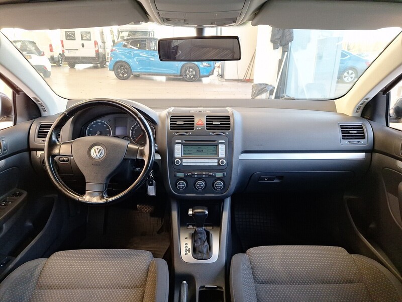 Volkswagen Jetta vaihtoauto