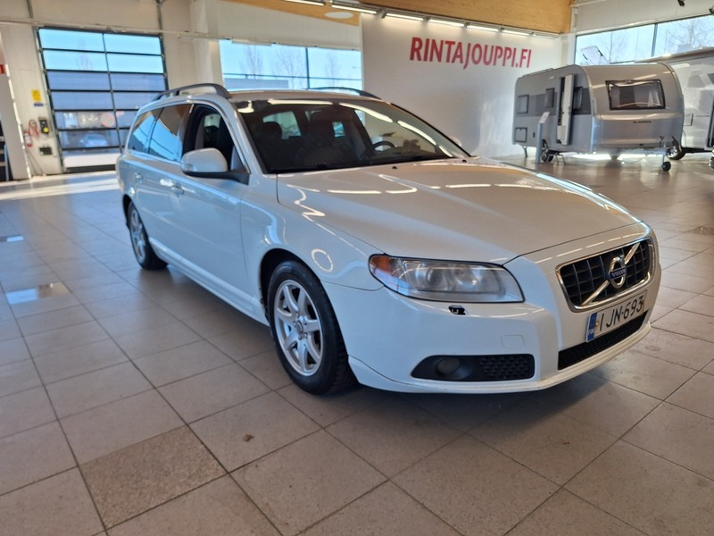 Volvo V70 vaihtoauto