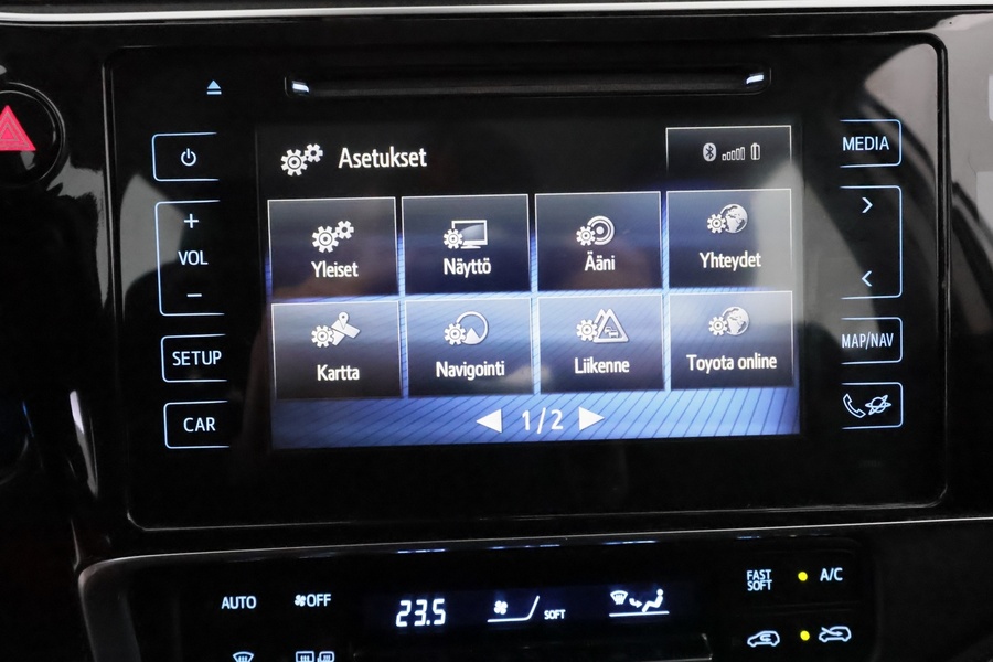 Toyota Auris vaihtoauto