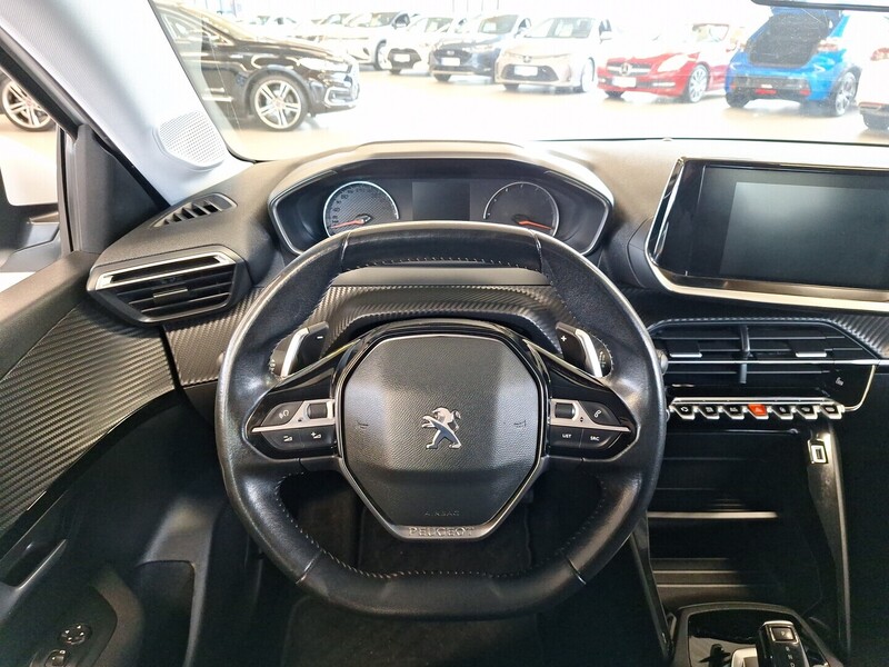 Peugeot 208 vaihtoauto