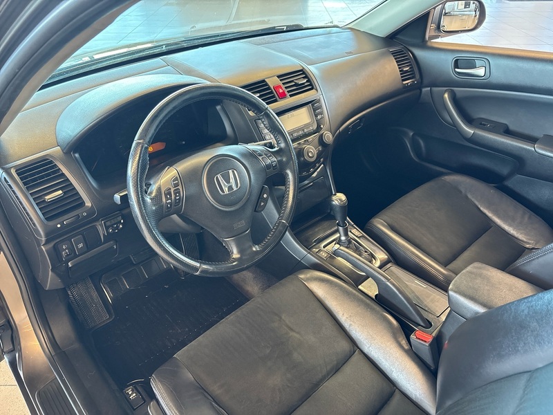 Honda Accord vaihtoauto